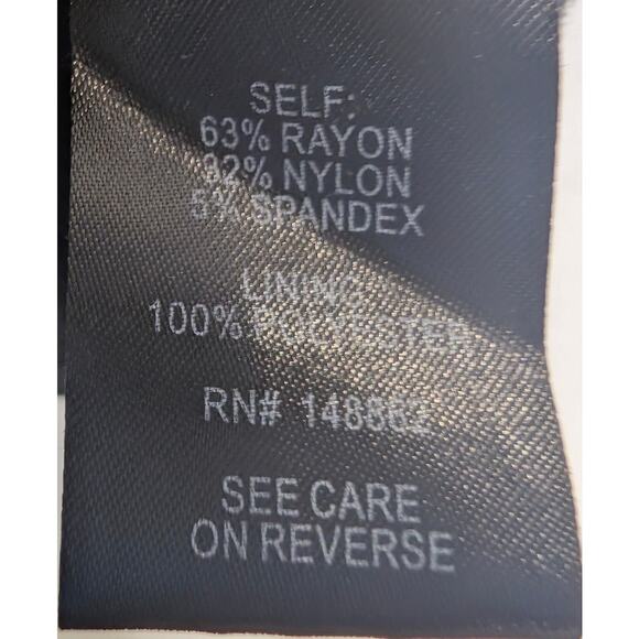 Torrid Women's Black Short Sleeve Skater Dress Size 2 18/20 Knee Length Stretch - Picture 5 of 6